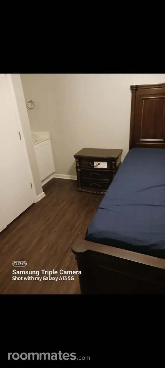 Profile photo 1 of 5