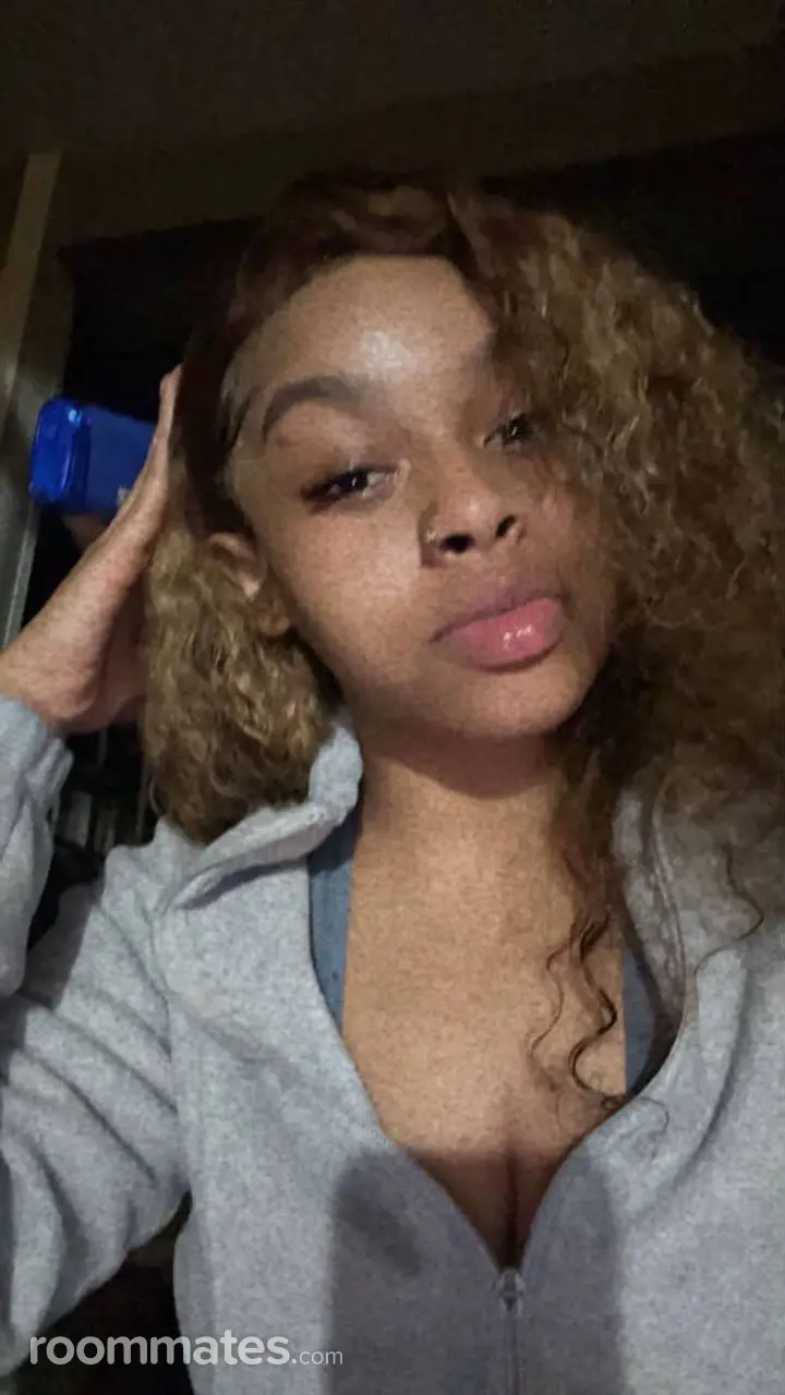 Profile photo 1 of 1