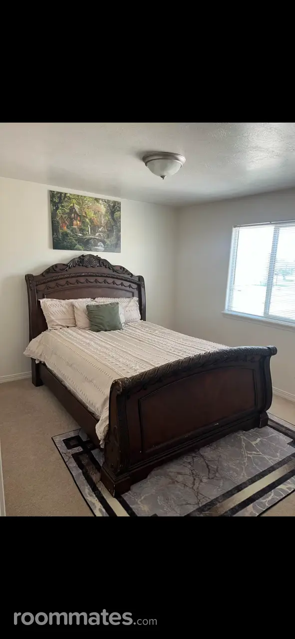 Profile photo 8 of 10