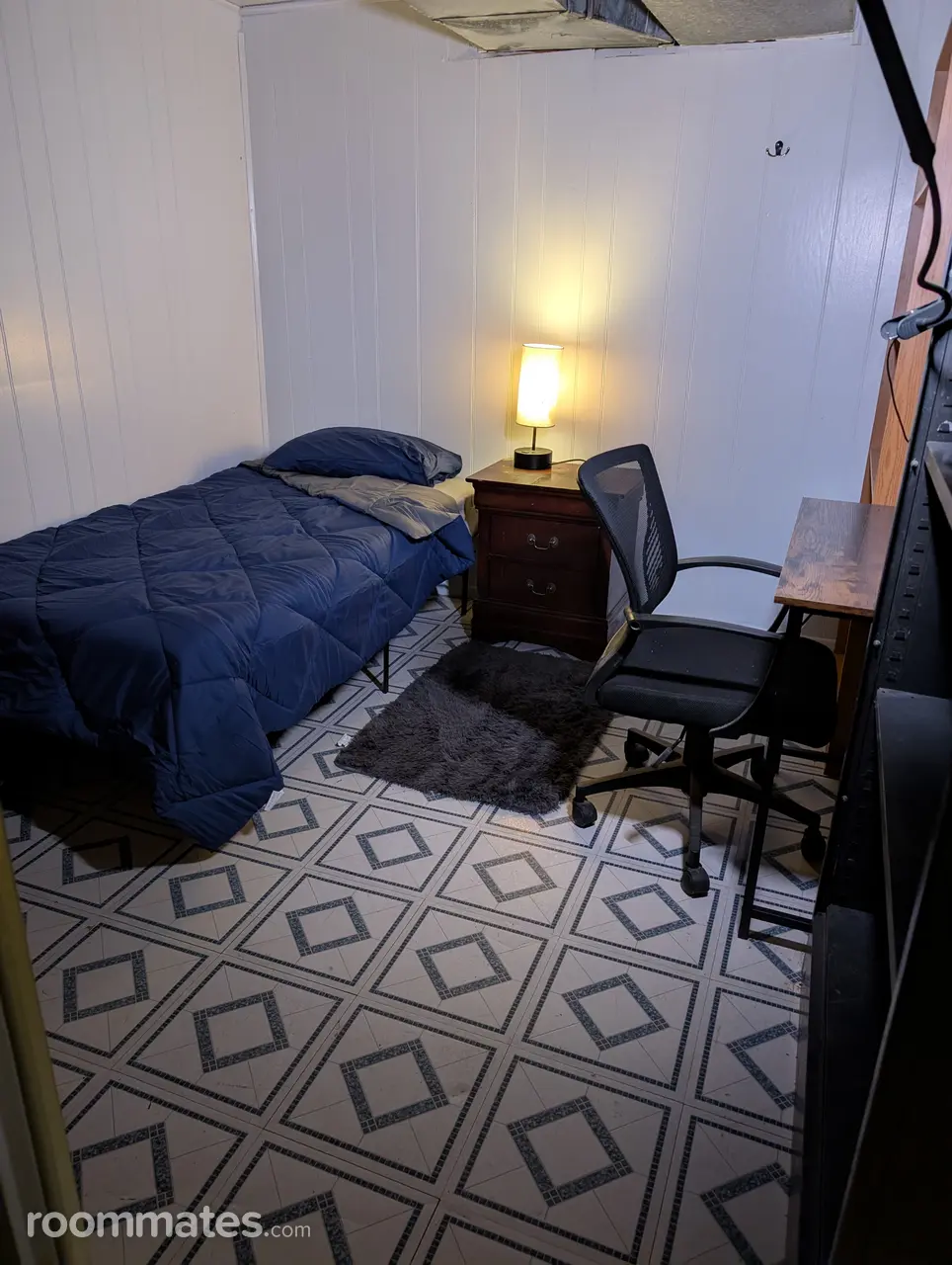 Profile photo 3 of 9