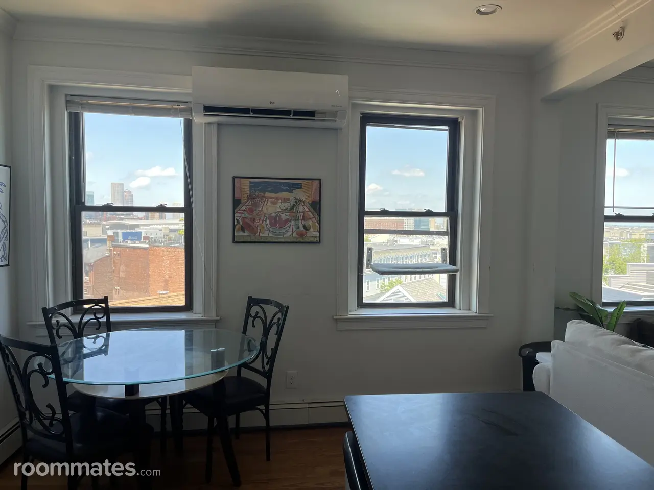 Profile photo 1 of 10