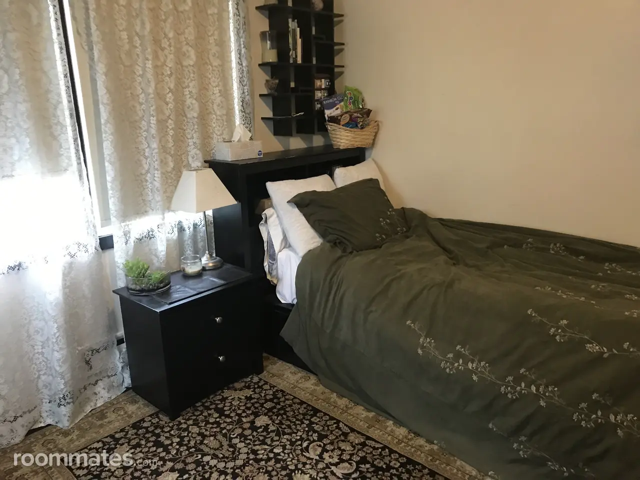 Profile photo 11 of 19