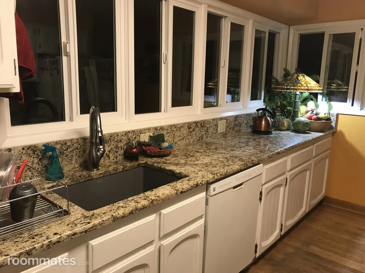 Profile photo 7 of 19