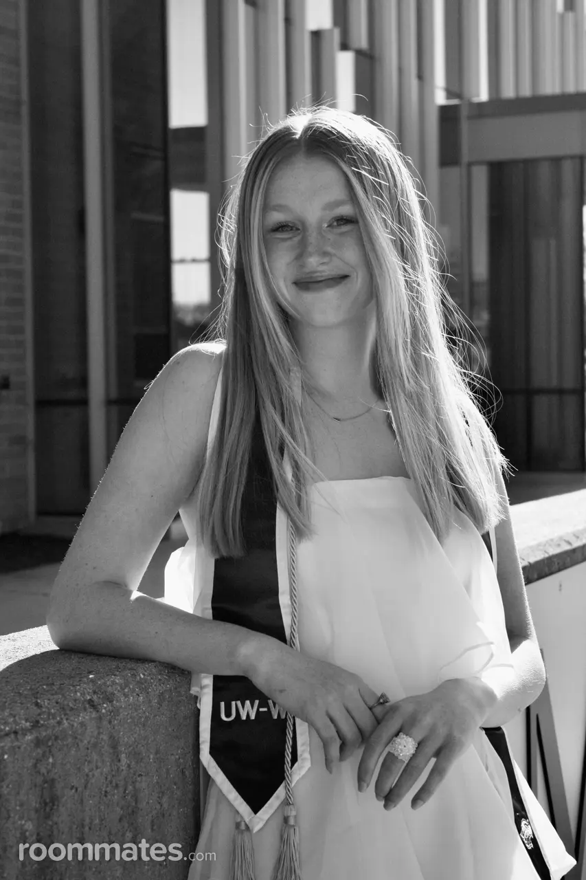 Profile photo 6 of 6