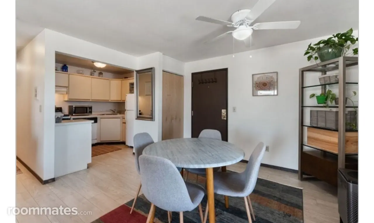 Profile photo 3 of 6