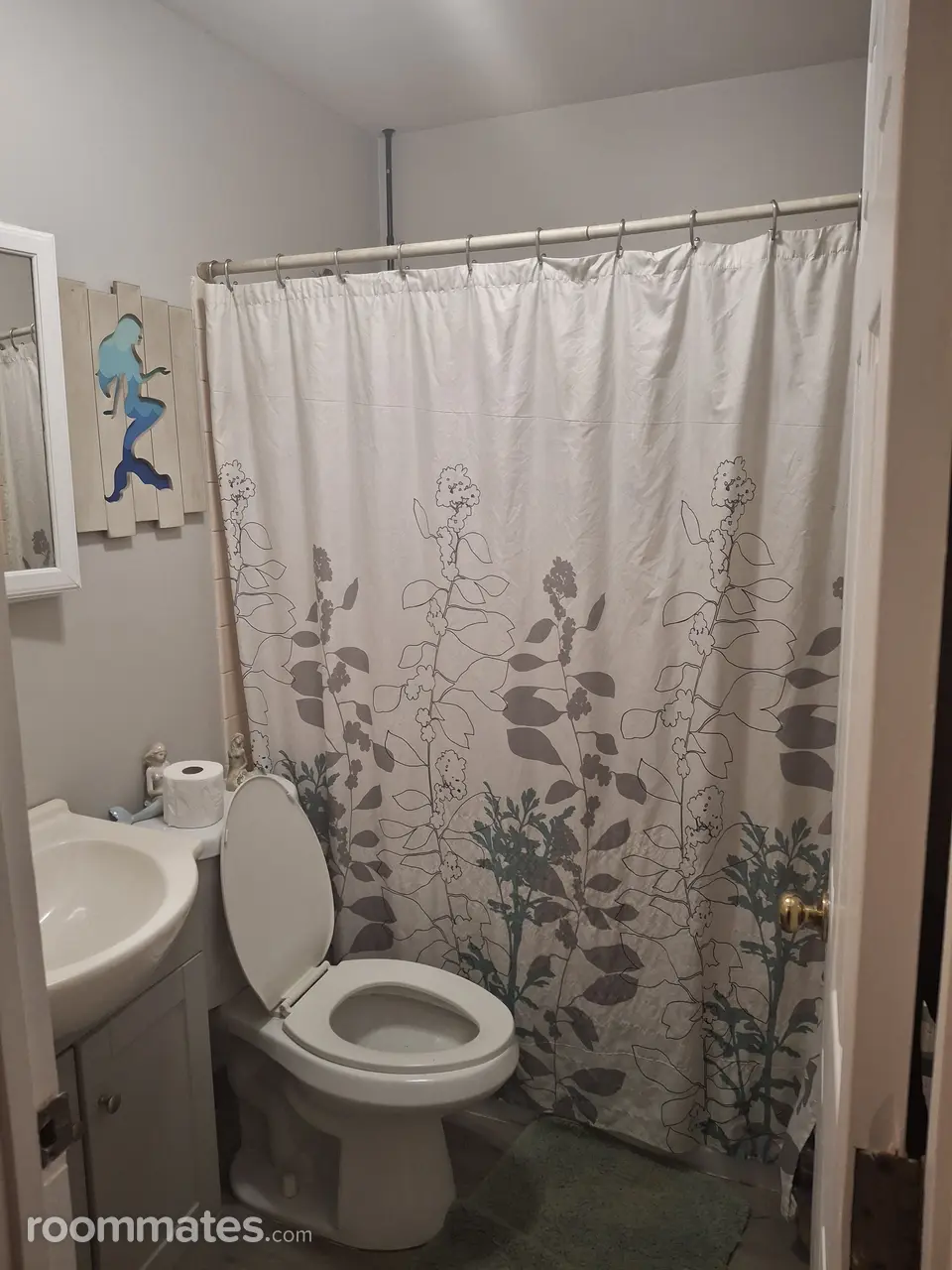 Profile photo 2 of 3