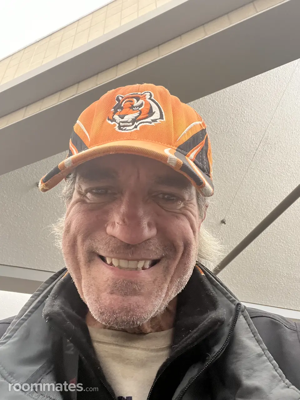 Profile photo 2 of 3