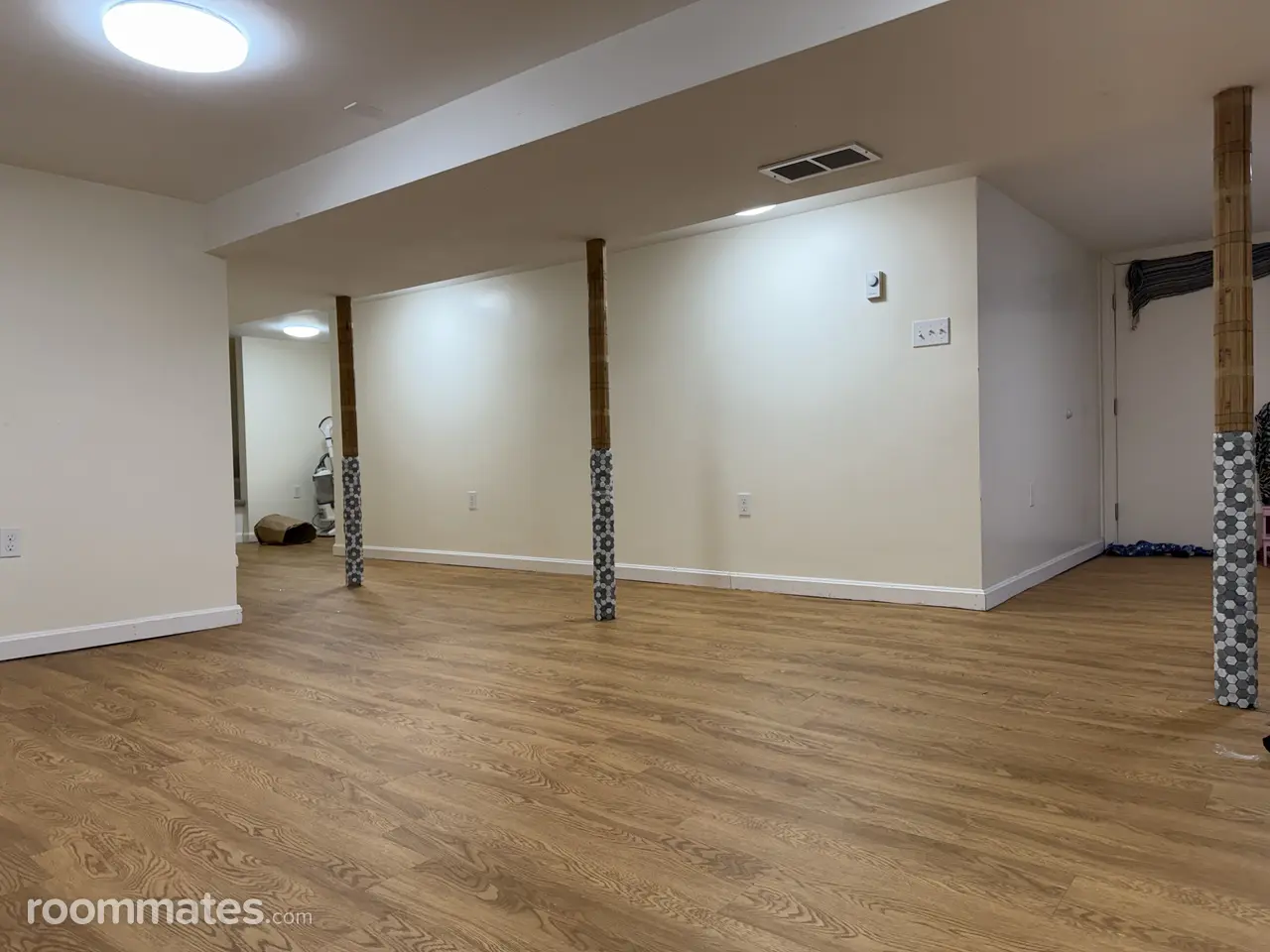 Profile photo 3 of 10