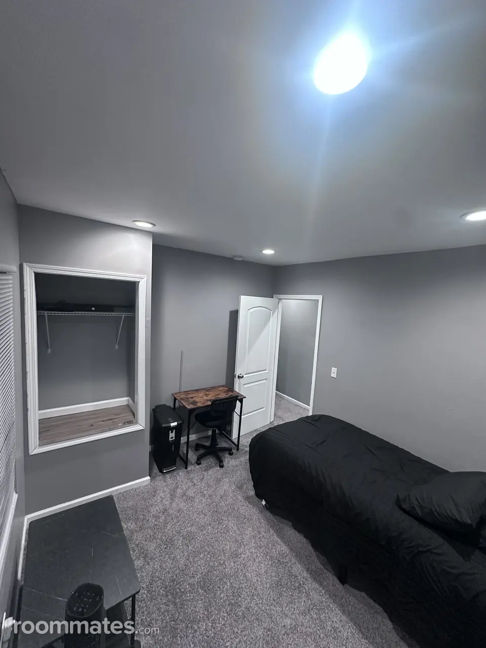 Profile photo 4 of 7