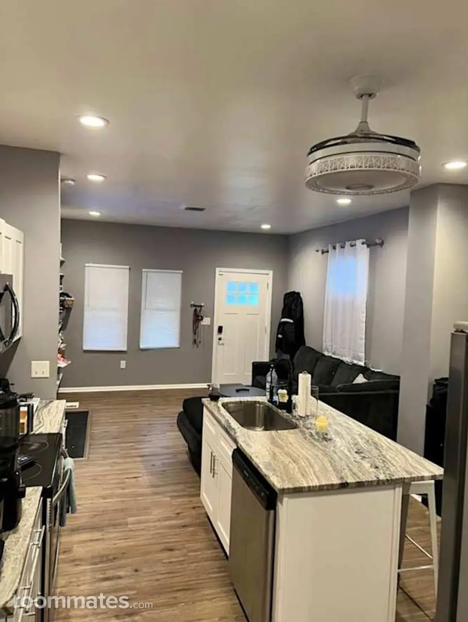 Profile photo 2 of 7