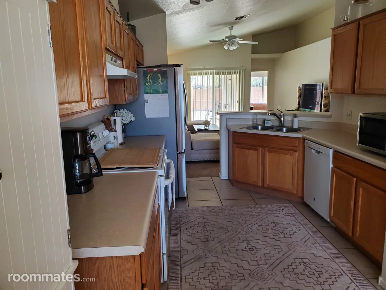 Profile photo 7 of 13