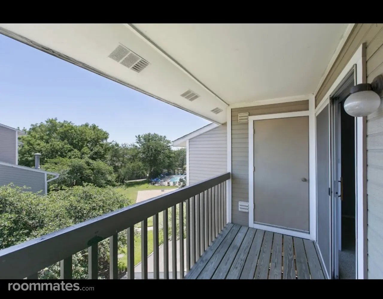 Profile photo 4 of 13