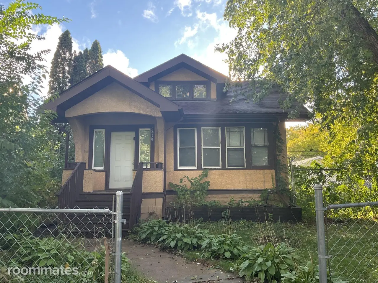 Profile photo 8 of 10