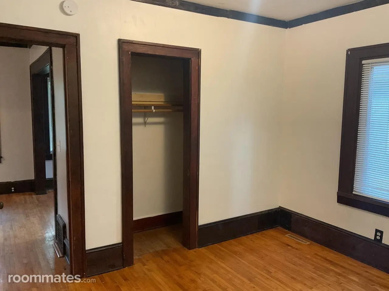 Profile photo 6 of 10