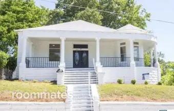 Room for rent in Birmingham, AL $850, house