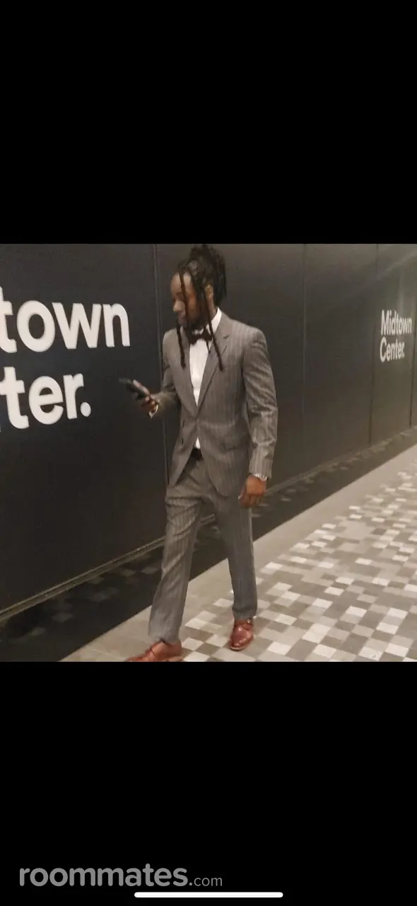 Profile photo 10 of 11