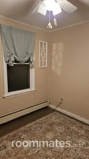 Room for rent in Springvale, ME $800, house