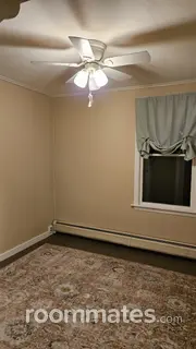 Room for rent in Springvale, ME $800, house