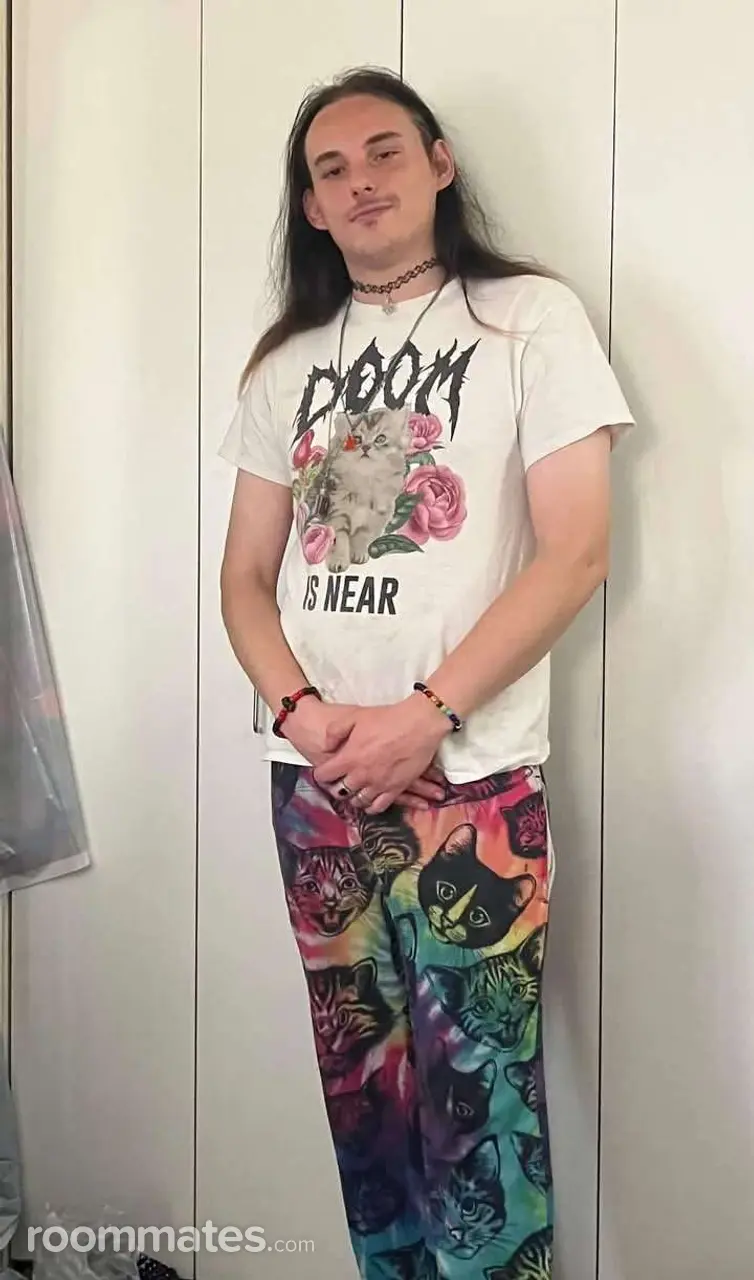 Profile photo 1 of 1