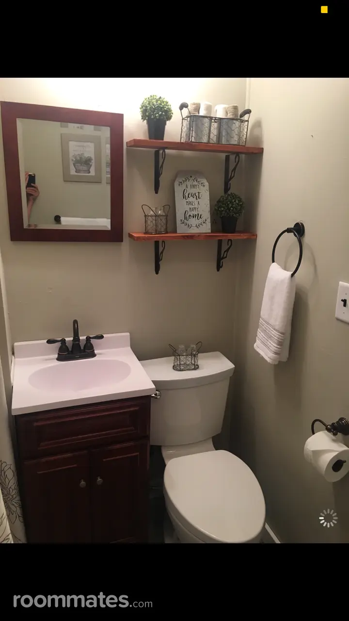 Profile photo 3 of 7