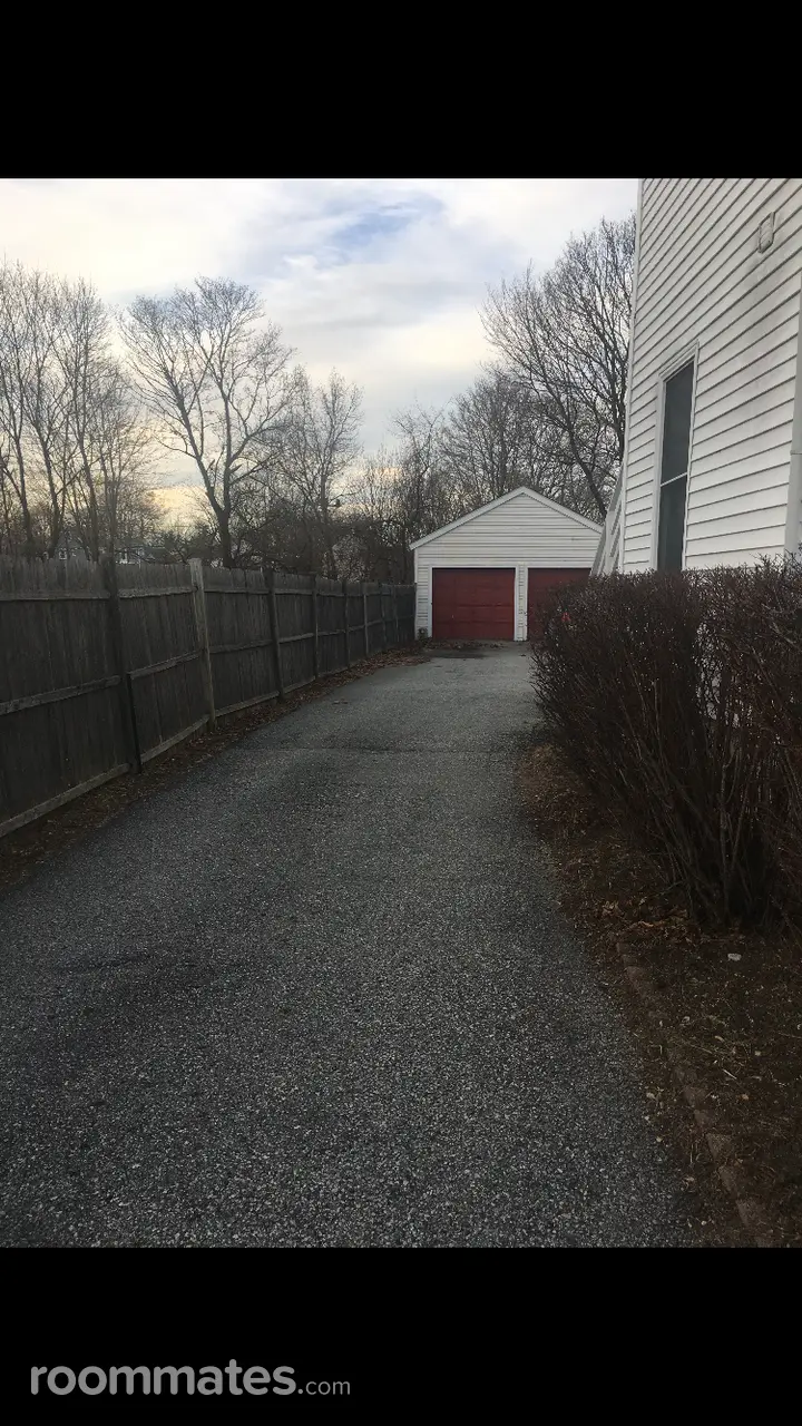 Profile photo 4 of 7