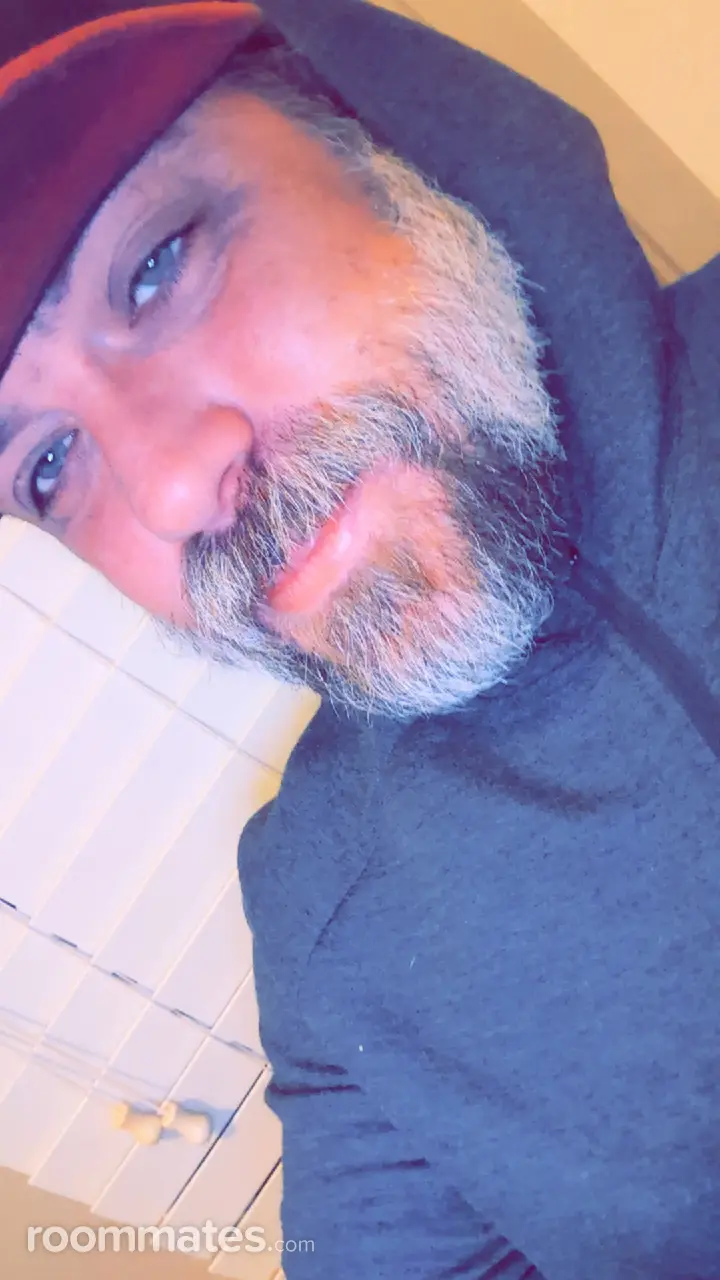 Profile photo 1 of 2