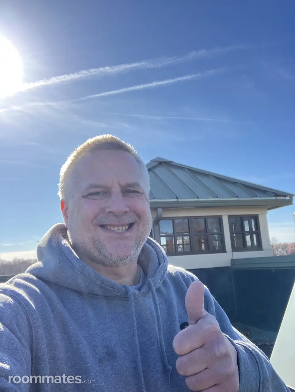 Profile photo 4 of 4