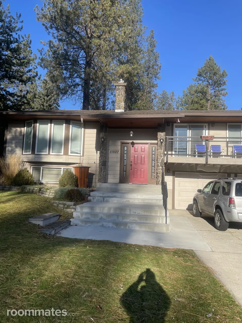 Profile photo 1 of 2