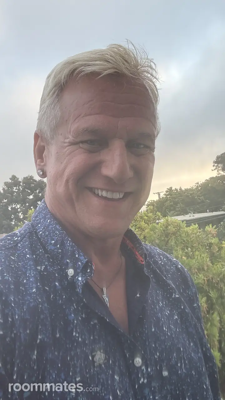 Profile photo 8 of 13