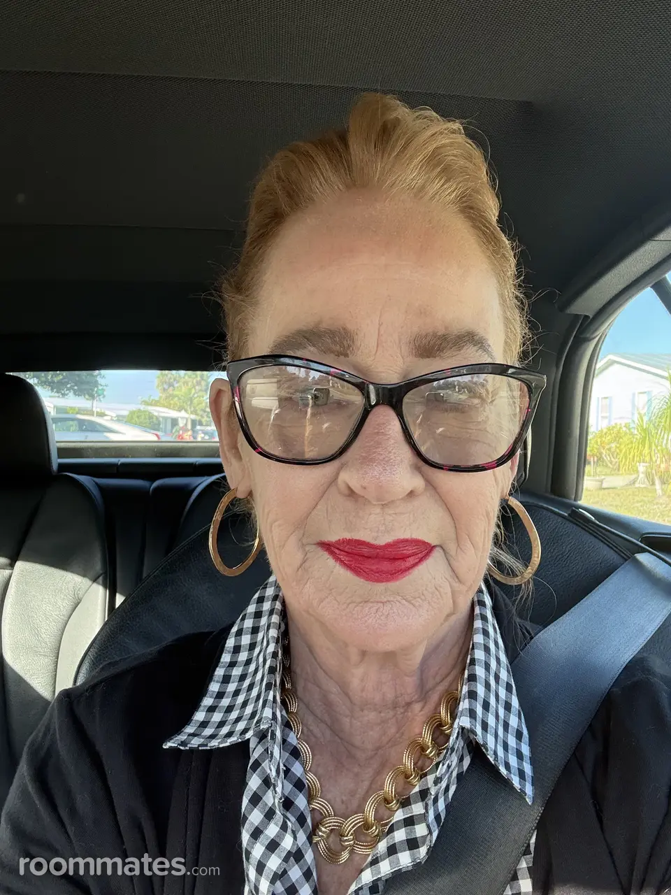 Profile photo 11 of 11