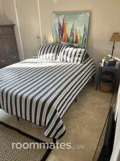 Room for rent in Vero Beach, FL $900, house