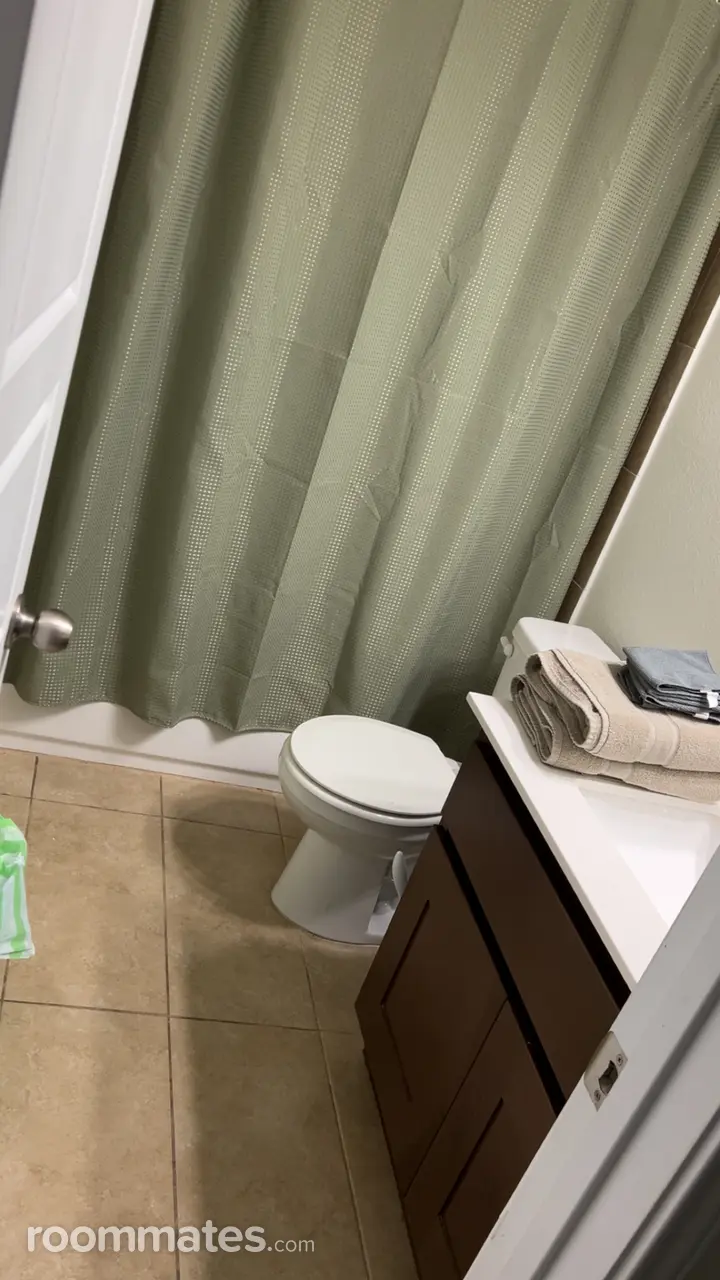 Profile photo 2 of 6