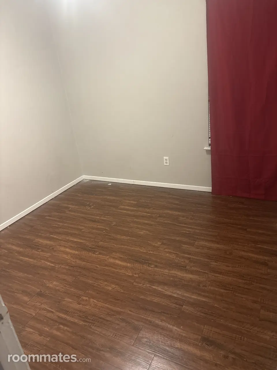 Profile photo 1 of 3