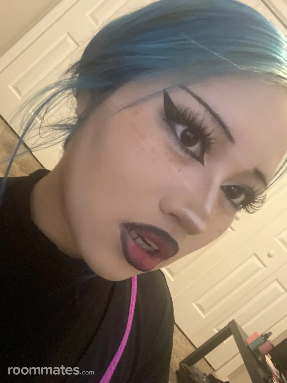 Profile photo 1 of 4