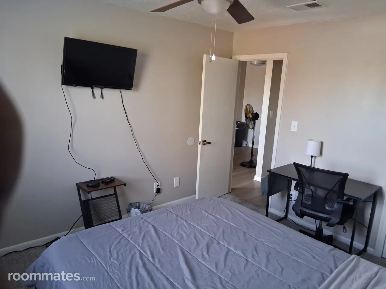 Profile photo 10 of 11