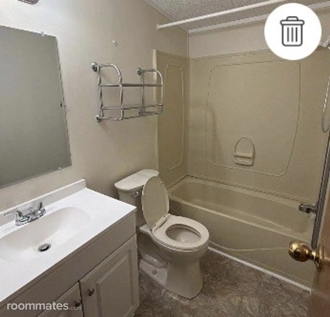 Profile photo 6 of 8