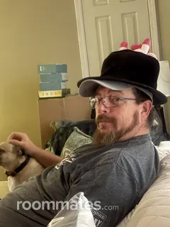 Roommate looking Hagerstown, MD, $800