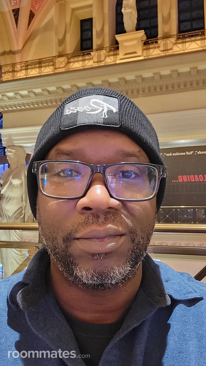 Profile photo 1 of 1