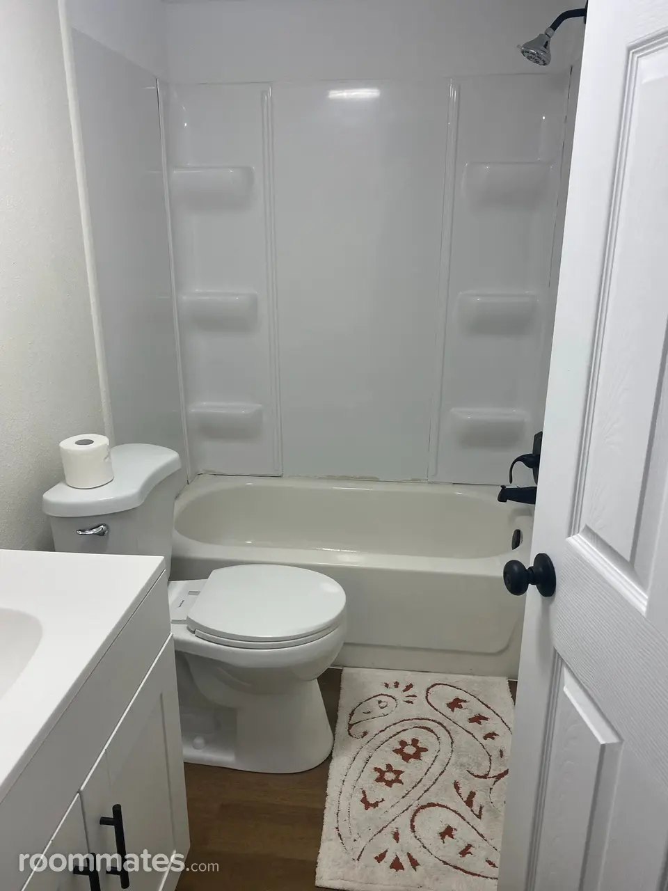 Profile photo 3 of 11