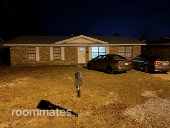 Room for rent in Panama City FL $700, house