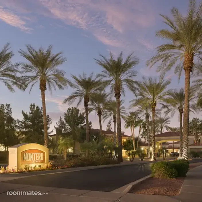 Room for rent in Mesa, AZ $850, house