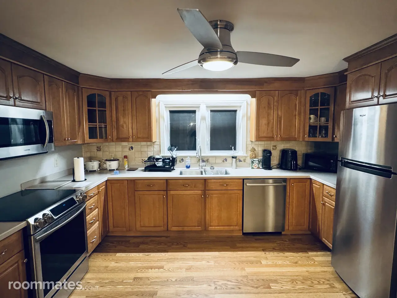 Profile photo 2 of 10