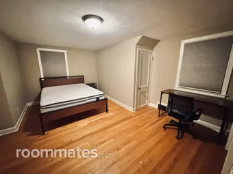 Room for rent in New Britain CT $1000, House