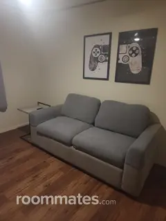 Room for rent in Phoenix, AZ $750, house