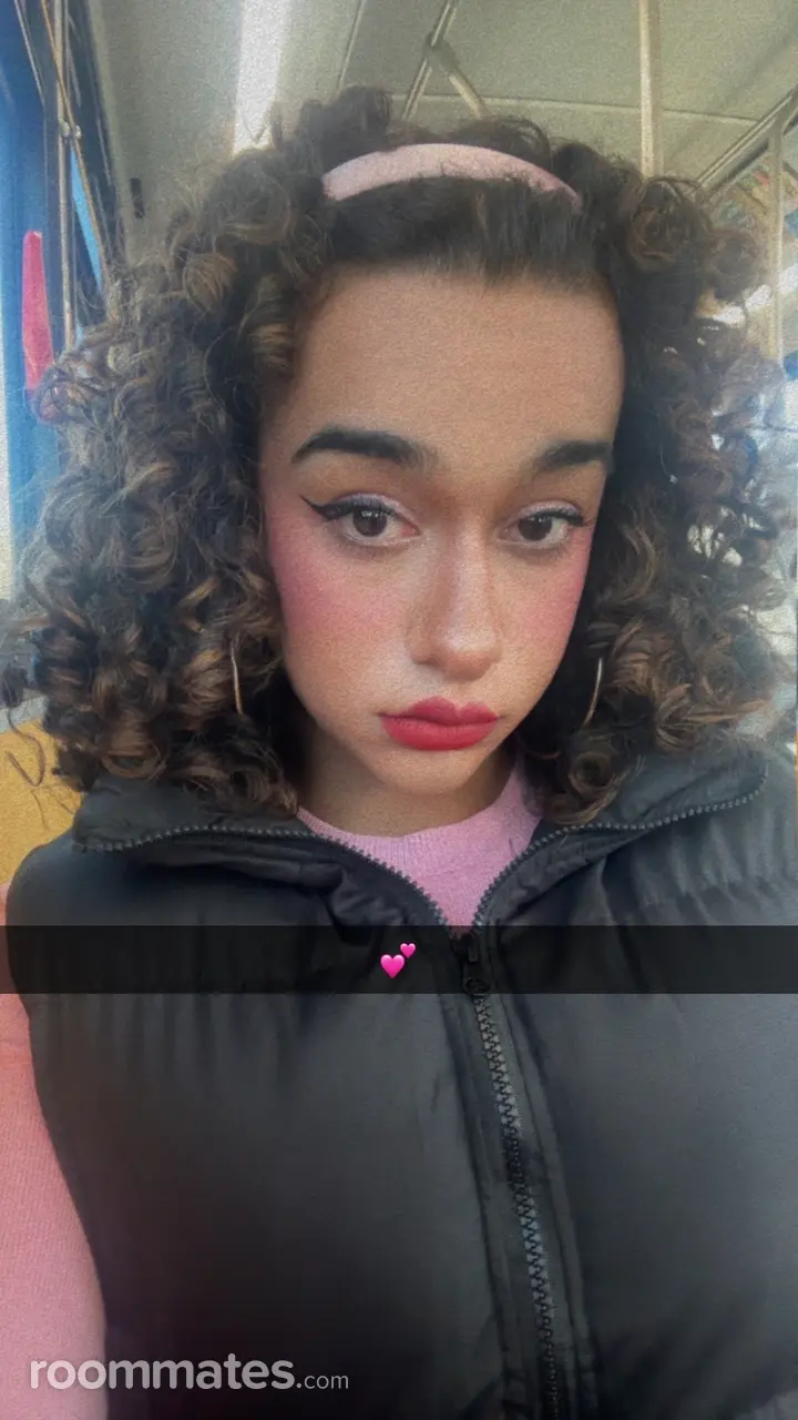 Profile photo 1 of 1