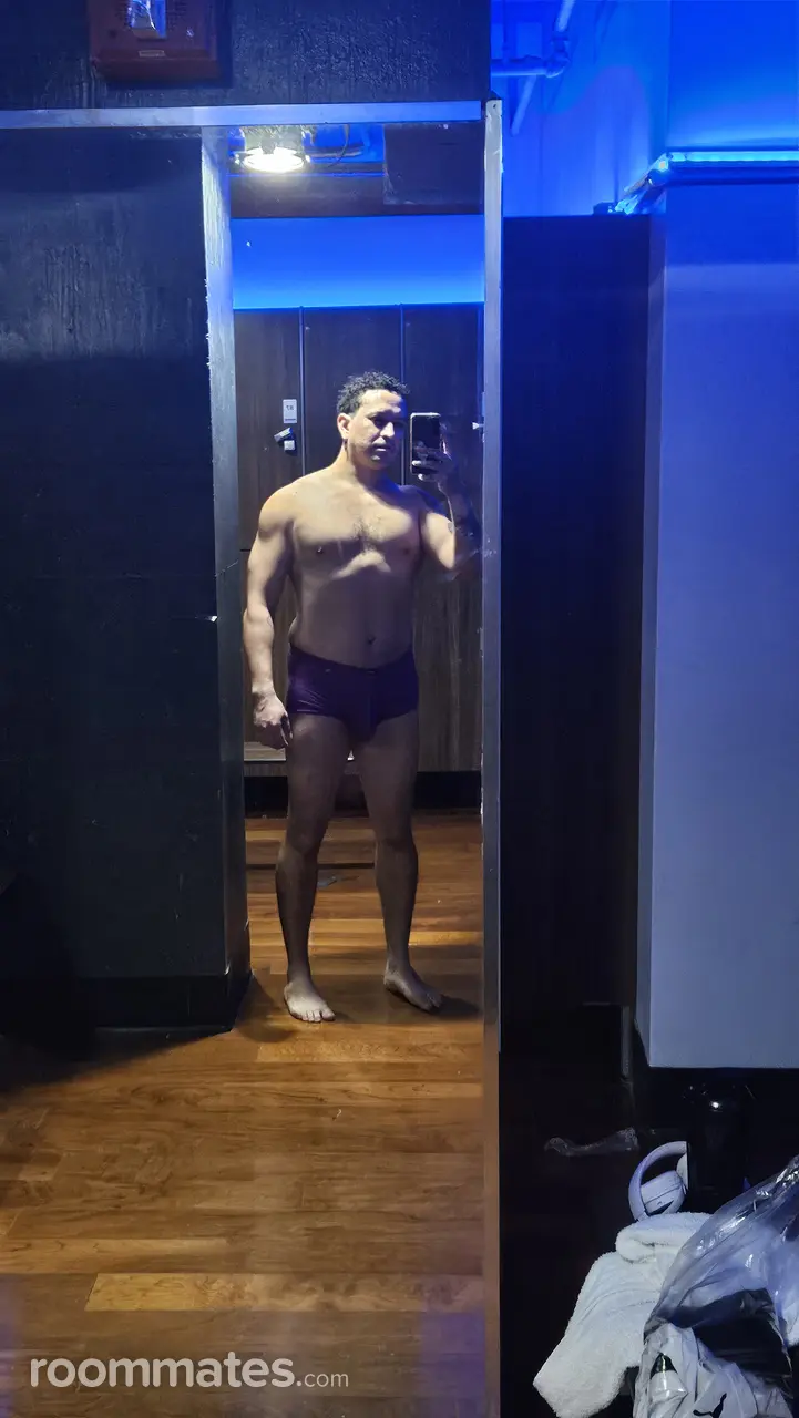 Profile photo 3 of 7