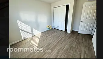 Room for rent in Jacksonville, FL $800, condo