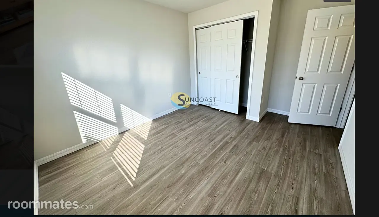 Profile photo 1 of 6