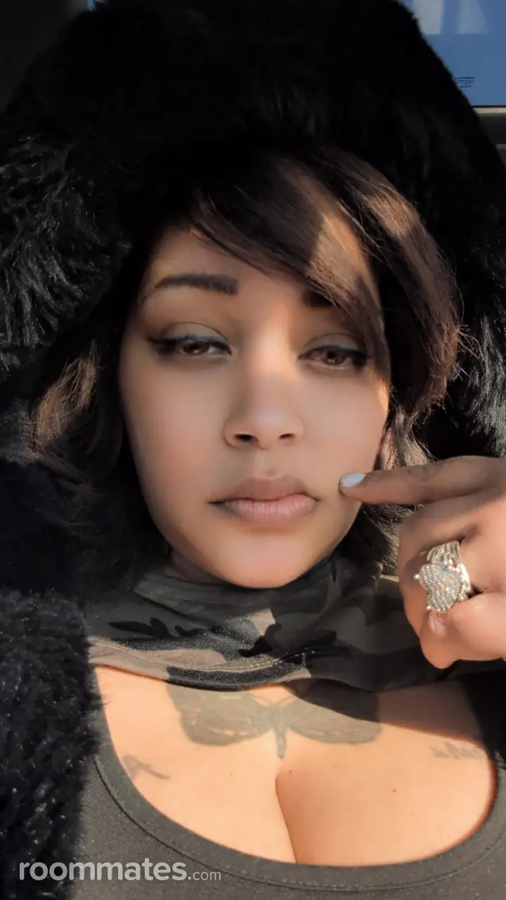 Profile photo 1 of 1