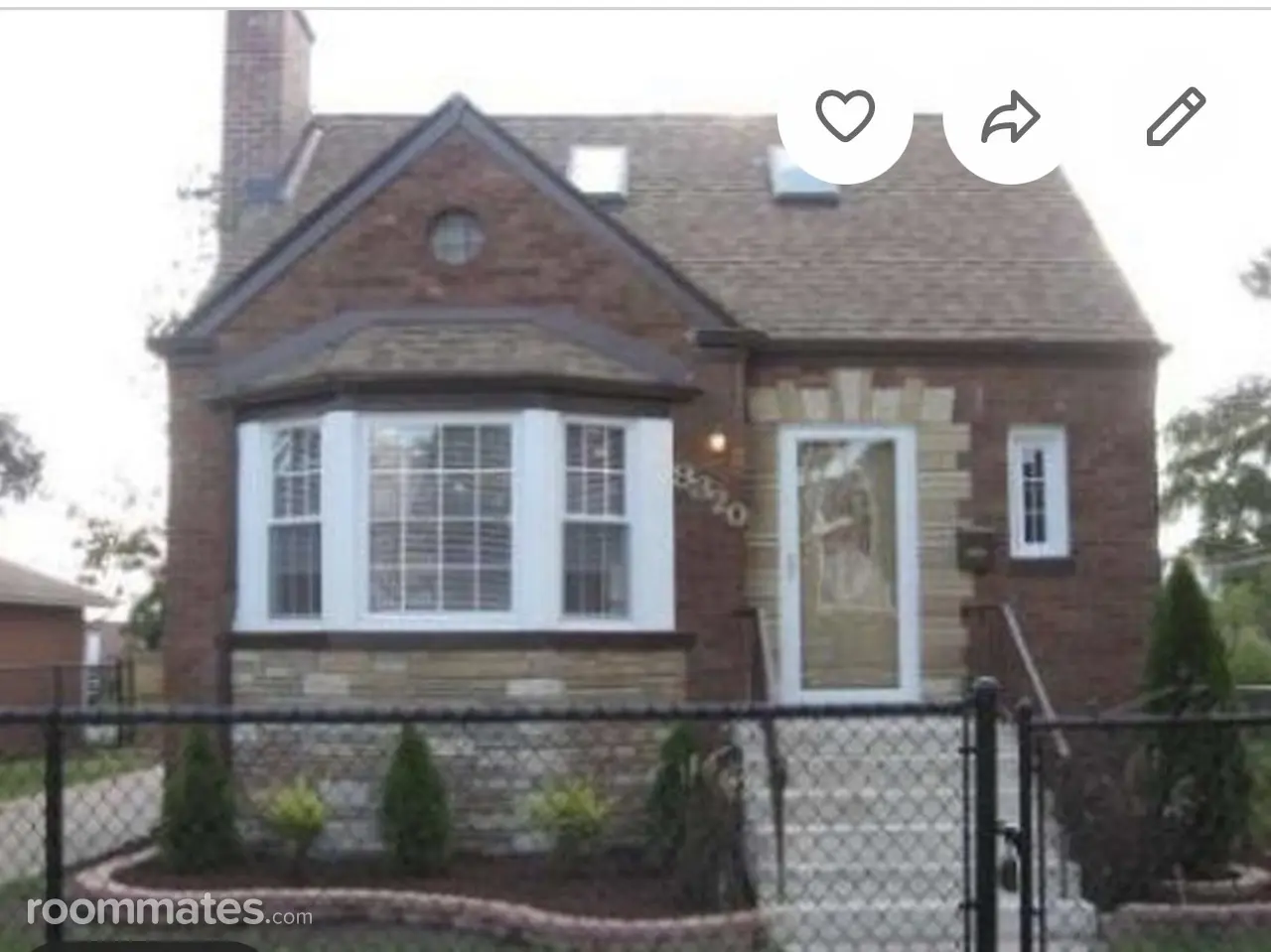 Profile photo 8 of 16